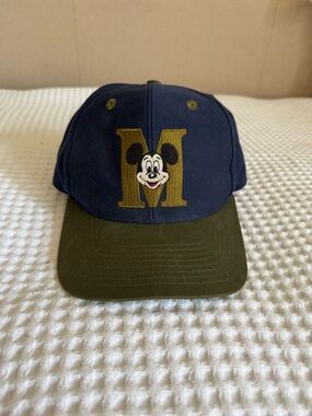 Vintage 90s Disney Mickey Mouse Snapback Hat